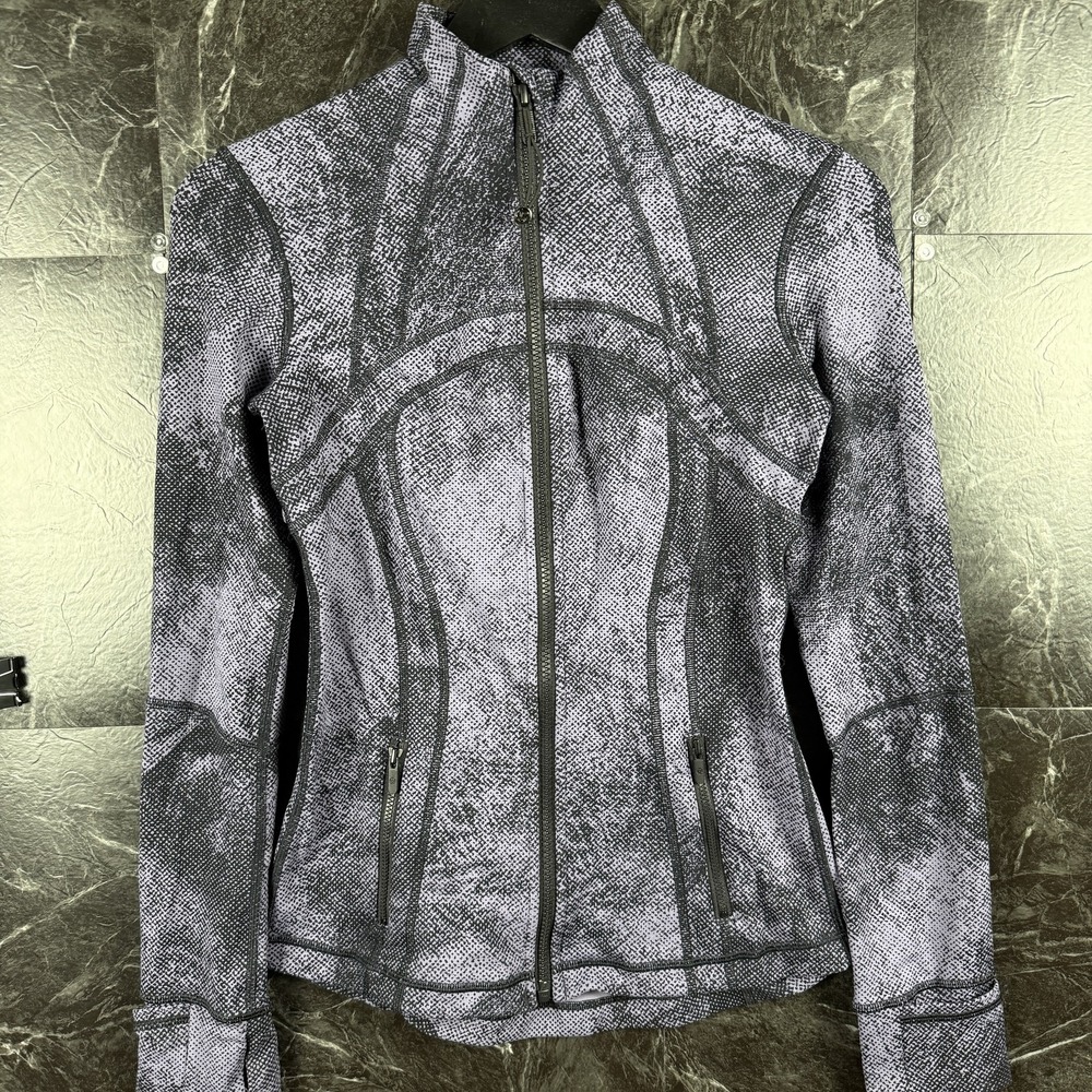 Lululemon Women's Purple Spray Jacquard Running Define Jacket Size 4